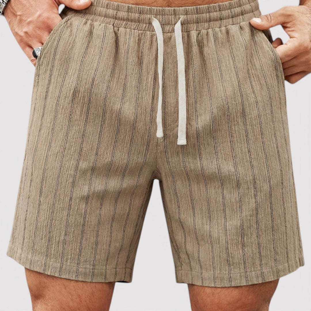MARNIX 通気性抜群のストライプ柄ショートパンツ