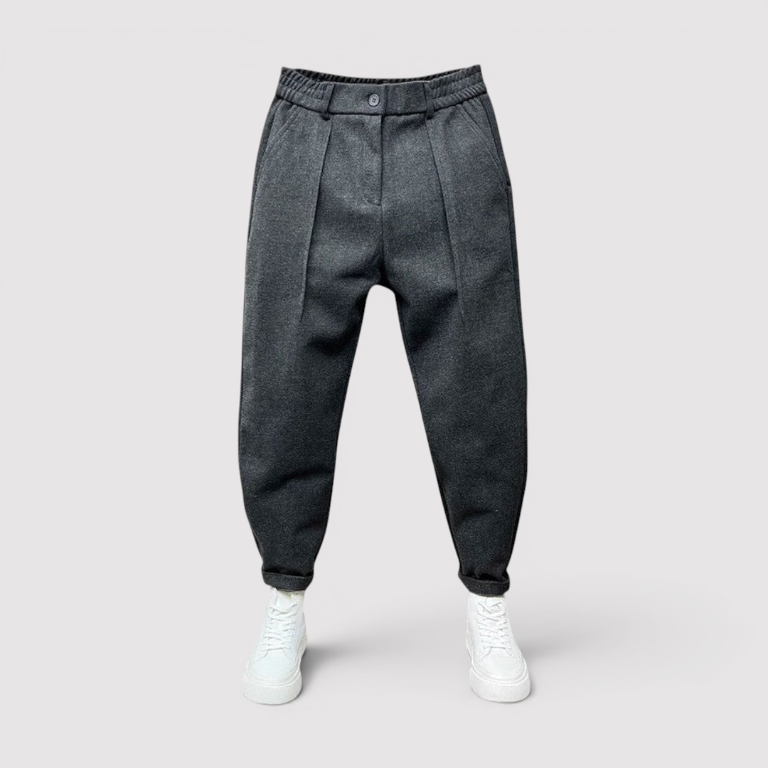 SALO 軽量テーパードパンツ