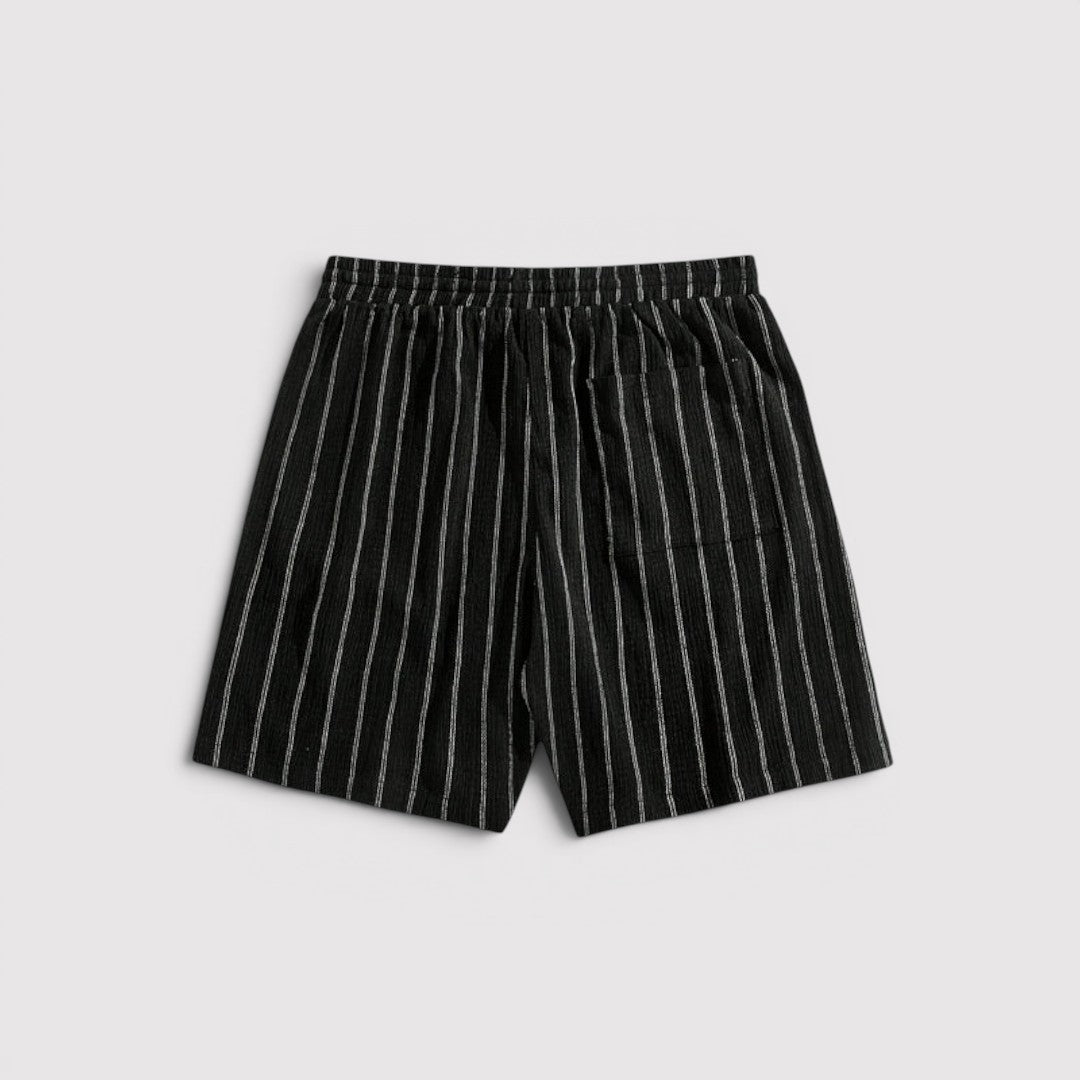 MARNIX 通気性抜群のストライプ柄ショートパンツ