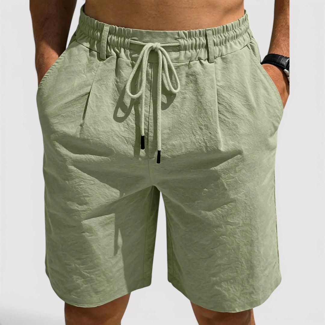 FREY 軽やかな夏用ショートパンツ