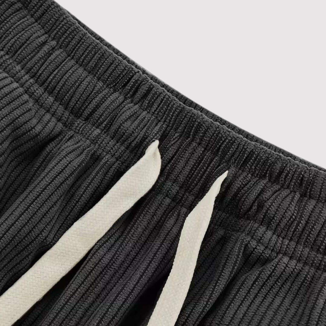 DREVER 通気性抜群のドローストリングショーツ