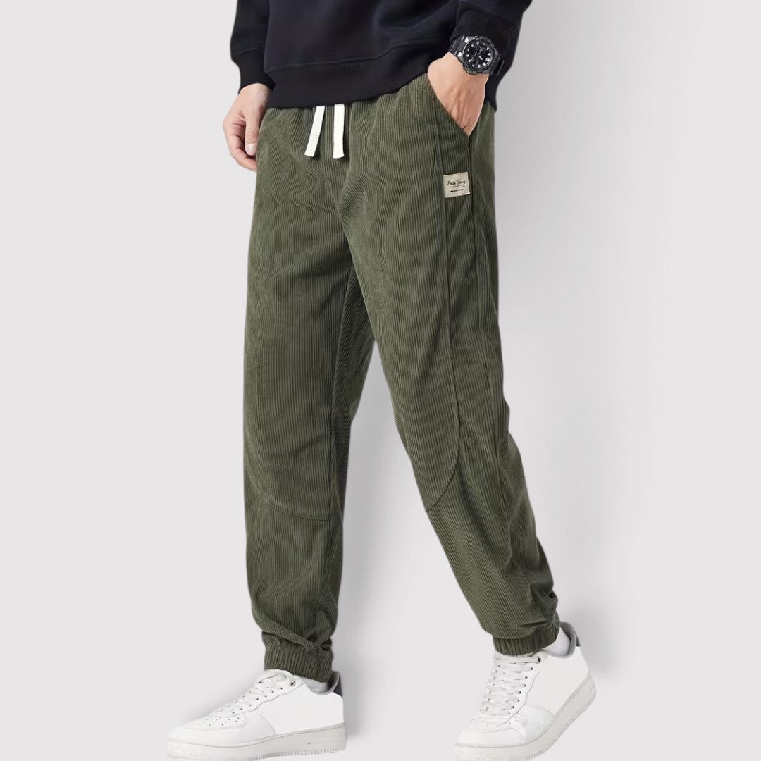 TRAVEON 軽量コーデュロイパンツ