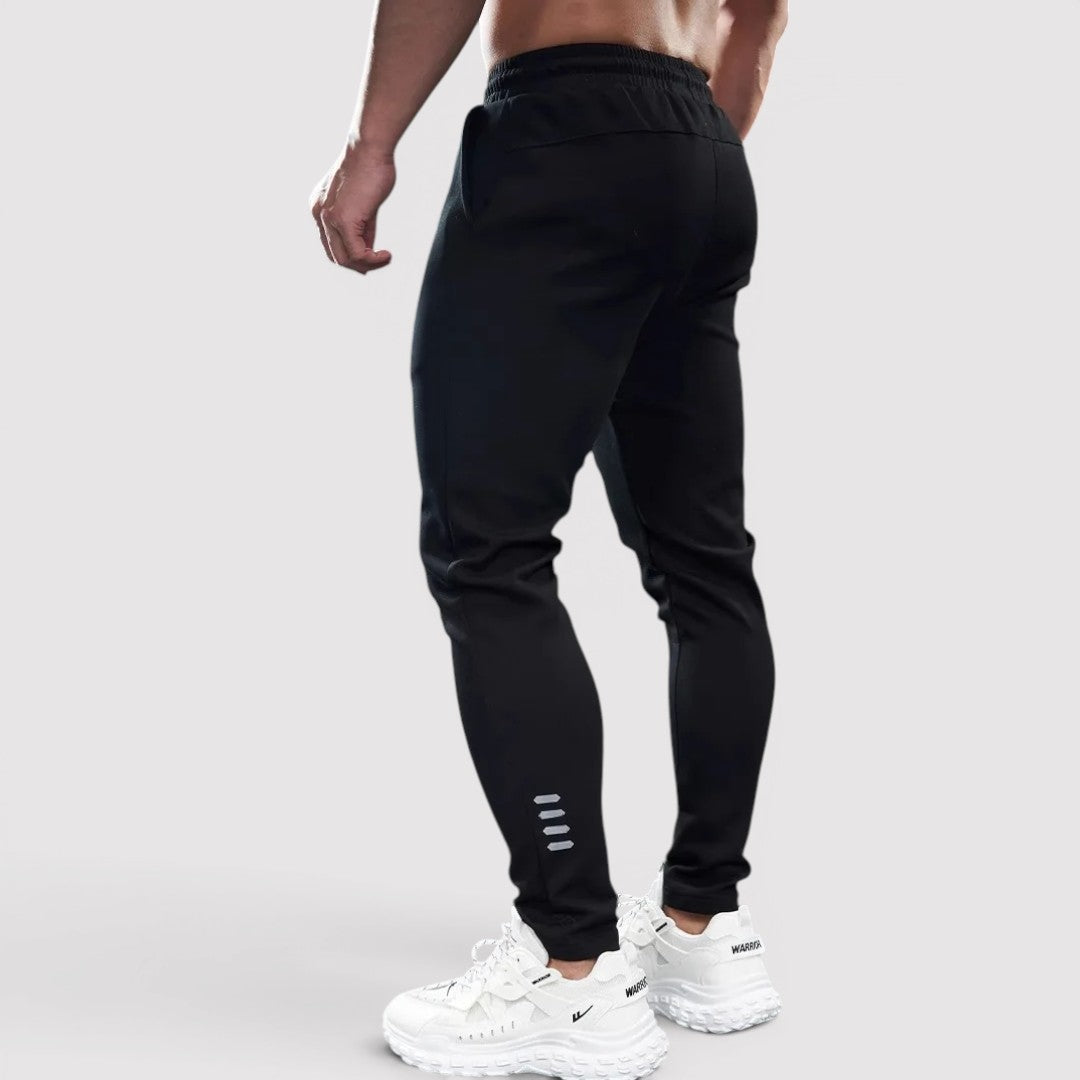 CERO 通気性のあるストレッチパンツ